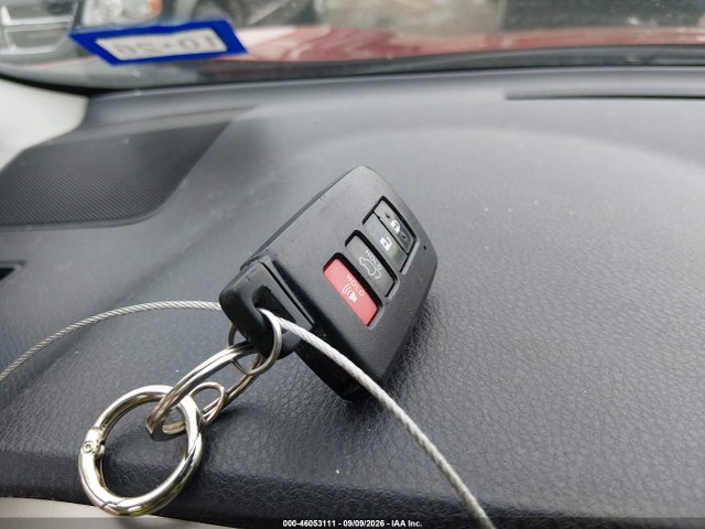 2015 Toyota Rav4 Limited მანქანა იყიდება აუქციონზე, vin: 2T3DFREV2FW252328, აუქციონის ნომერი: 46053111