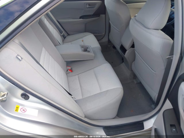 46053136 :رقم المزاد ، 4T1BF1FK0GU541196 vin ، 2016 Toyota Camry Le مزاد بيع