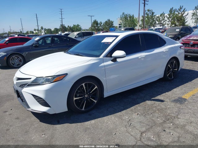 46053166 :رقم المزاد ، 4T1B11HKXKU683625 vin ، 2019 Toyota Camry Se مزاد بيع