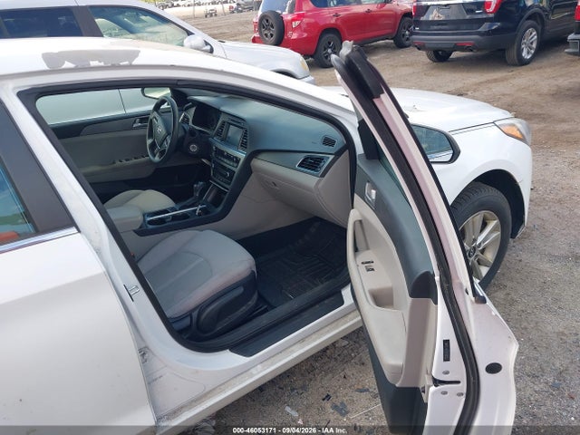 2016 Hyundai Sonata Se მანქანა იყიდება აუქციონზე, vin: 5NPE24AF3GH280553, აუქციონის ნომერი: 46053171