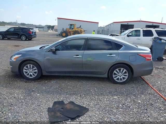 2014 Nissan Altima 2.5/2.5 S/2.5 Sl/2.5 Sv მანქანა იყიდება აუქციონზე, vin: 1N4AL3AP4EN374264, აუქციონის ნომერი: 46053184
