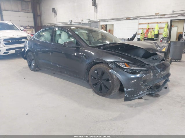 Tesla Model 3 Long Range Rear-wheel Drive/standard Rear-wheel Drive 2025 5YJ3E1EA3SF022066 главное изображение