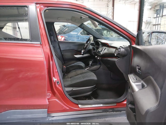 46053195 :رقم المزاد ، 3N1CP5CU3JL532399 vin ، 2018 Nissan Kicks Sv مزاد بيع