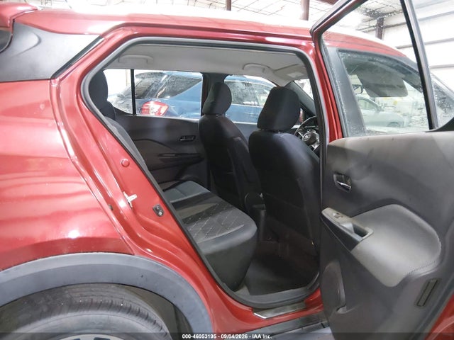 46053195 :رقم المزاد ، 3N1CP5CU3JL532399 vin ، 2018 Nissan Kicks Sv مزاد بيع