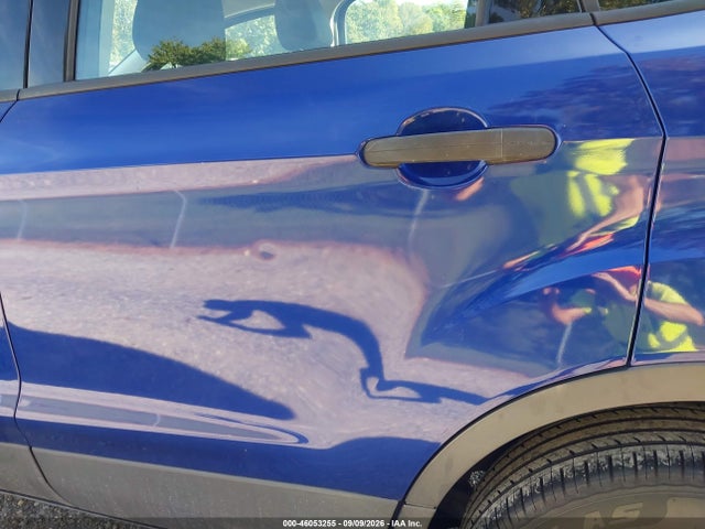 Продажа на аукционе авто 2015 Ford Escape S, vin: 1FMCU0F78FUB57228, номер лота: 46053255