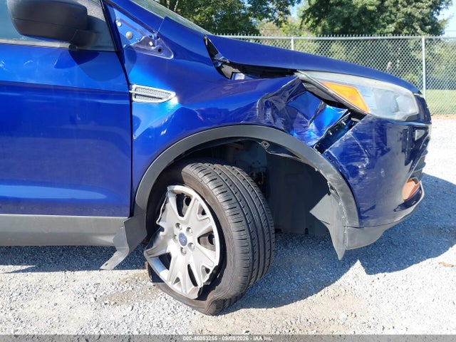 Продажа на аукционе авто 2015 Ford Escape S, vin: 1FMCU0F78FUB57228, номер лота: 46053255