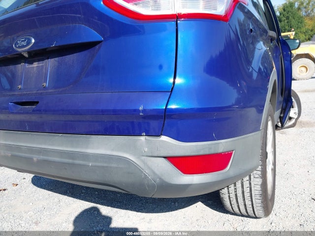 Продажа на аукционе авто 2015 Ford Escape S, vin: 1FMCU0F78FUB57228, номер лота: 46053255