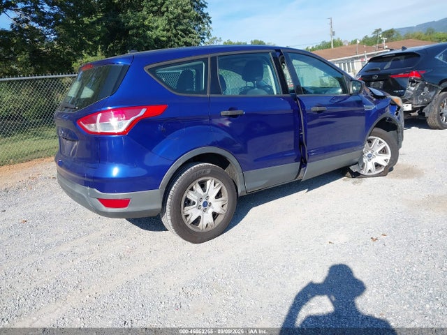 Продажа на аукционе авто 2015 Ford Escape S, vin: 1FMCU0F78FUB57228, номер лота: 46053255
