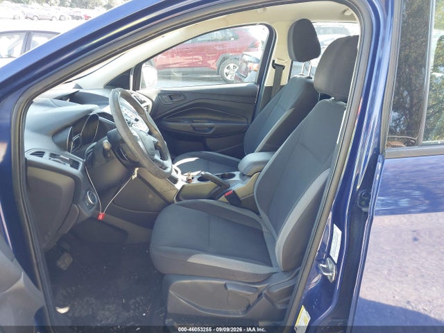 Продажа на аукционе авто 2015 Ford Escape S, vin: 1FMCU0F78FUB57228, номер лота: 46053255