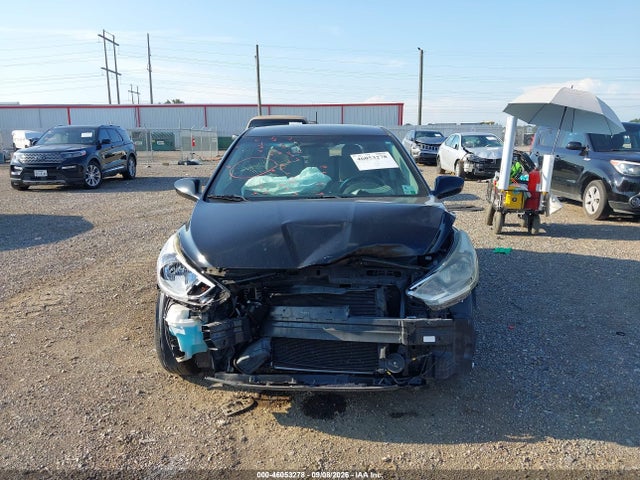 46053278 :رقم المزاد ، KMHCT5AE7HU313462 vin ، 2017 Hyundai Accent Se مزاد بيع