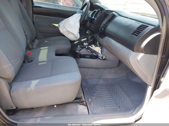 46053282 :رقم المزاد ، 5TENX4CN2AZ733927 vin ، 2010 Toyota Tacoma مزاد بيع