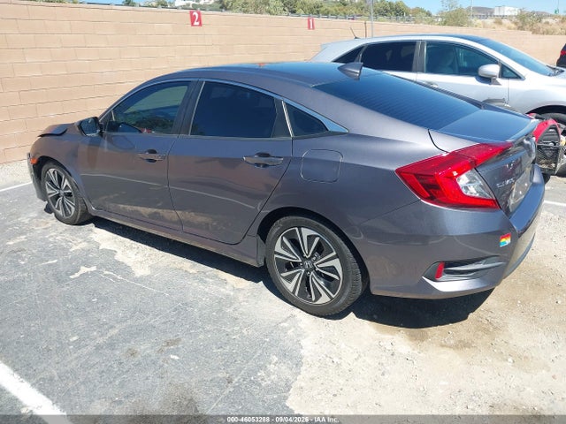 46053288 :رقم المزاد ، 19XFC1F37GE216924 vin ، 2016 Honda Civic Ex-t مزاد بيع
