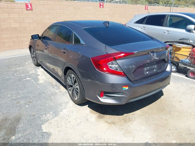 46053288 :رقم المزاد ، 19XFC1F37GE216924 vin ، 2016 Honda Civic Ex-t مزاد بيع
