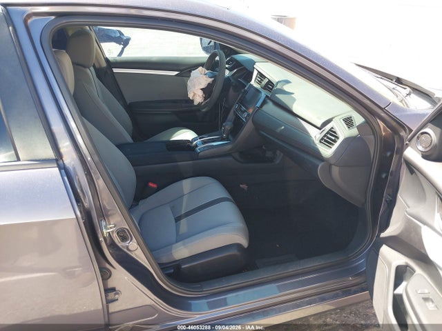 46053288 :رقم المزاد ، 19XFC1F37GE216924 vin ، 2016 Honda Civic Ex-t مزاد بيع