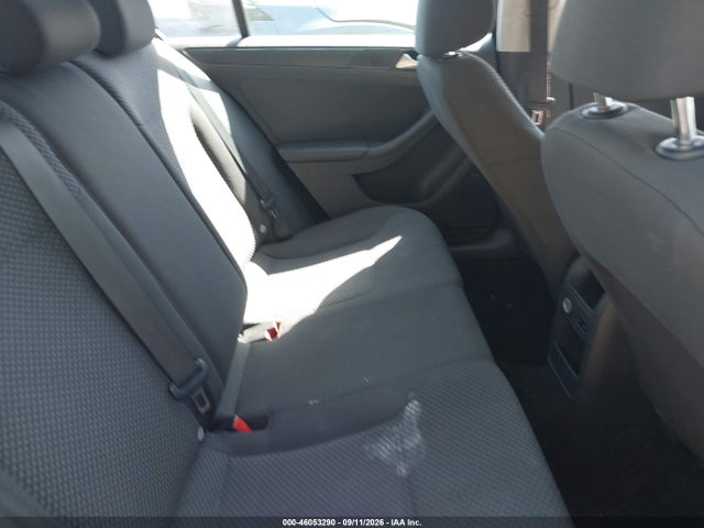 Продаж на аукціоні авто 2014 Volkswagen Jetta 2.0l S, vin: 3VW2K7AJ9EM376569, номер лоту: 46053290