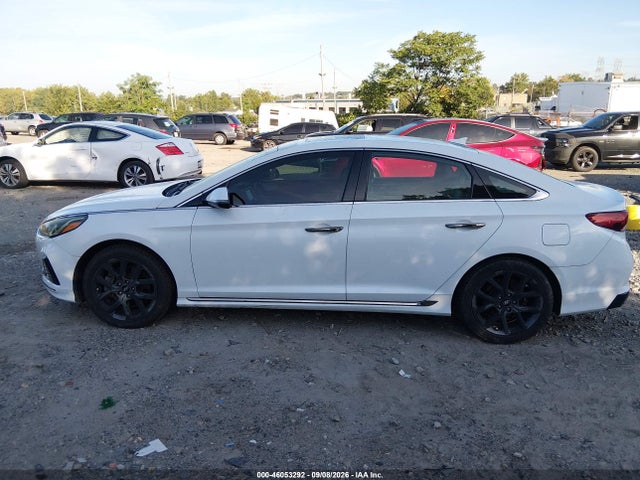 2018 Hyundai Sonata Sport 2.0t მანქანა იყიდება აუქციონზე, vin: 5NPE34AB1JH674764, აუქციონის ნომერი: 46053292