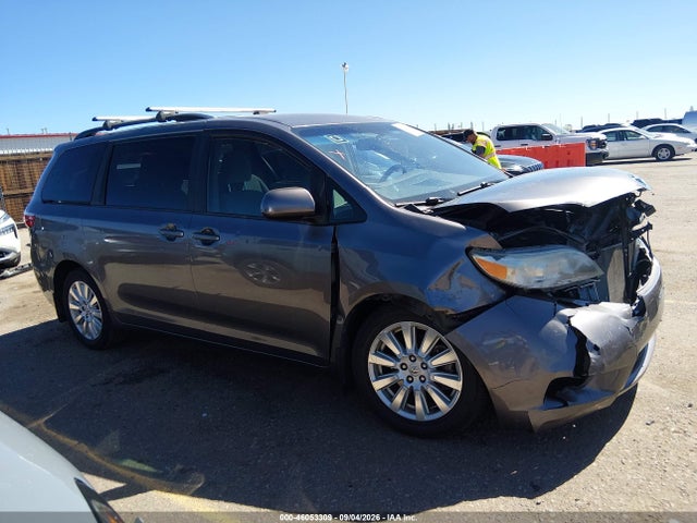 46053309 :رقم المزاد ، 5TDJK3DC7FS112000 vin ، 2015 Toyota Sienna Le 7 Passenger مزاد بيع