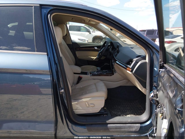 Продажа на аукционе авто 2018 Audi Q5 2.0t Premium/2.0t Tech Premium, vin: WA1ANAFY1J2100813, номер лота: 46053371