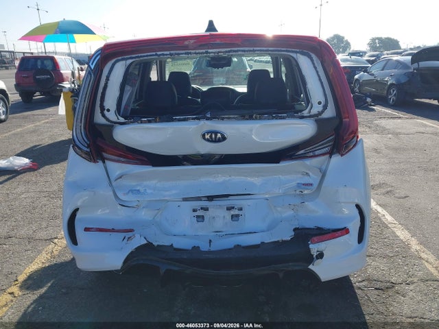 46053373 :رقم المزاد ، KNDJ53AF5M7743809 vin ، 2021 Kia Soul Turbo مزاد بيع
