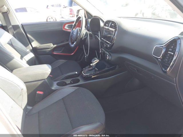 46053373 :رقم المزاد ، KNDJ53AF5M7743809 vin ، 2021 Kia Soul Turbo مزاد بيع