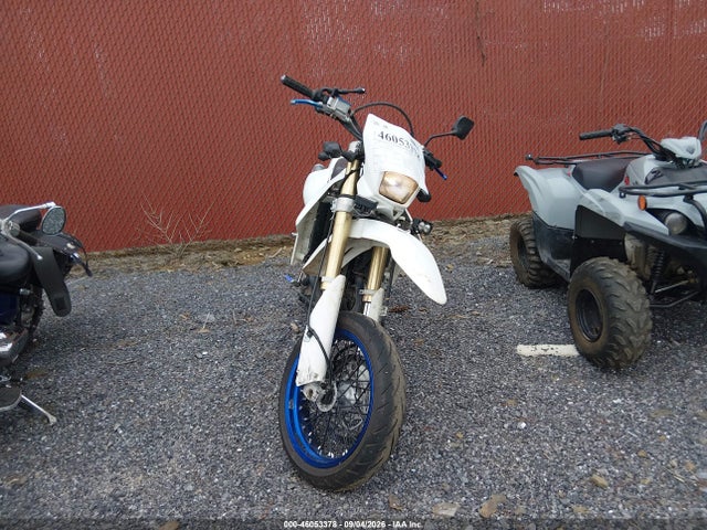 2017 Suzuki Dr-z400 Sm მანქანა იყიდება აუქციონზე, vin: JS1SK44A6H2101230, აუქციონის ნომერი: 46053378