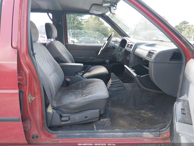 46053386 :رقم المزاد ، JN8HD17S8RW203026 vin ، 1994 Nissan Pathfinder Xe مزاد بيع