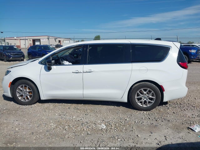 Продаж на аукціоні авто 2024 Chrysler Pacifica Touring L, vin: 2C4RC1BGXRR125041, номер лоту: 46053434