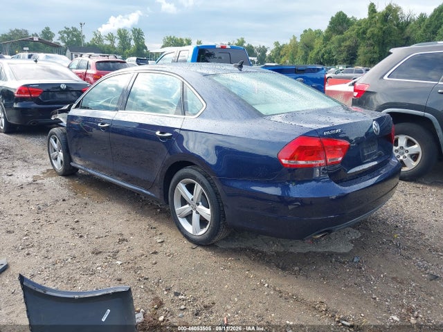 2013 Volkswagen Passat 2.5l Se მანქანა იყიდება აუქციონზე, vin: 1VWBP7A34DC006035, აუქციონის ნომერი: 46053505