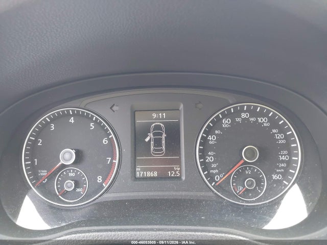 2013 Volkswagen Passat 2.5l Se მანქანა იყიდება აუქციონზე, vin: 1VWBP7A34DC006035, აუქციონის ნომერი: 46053505