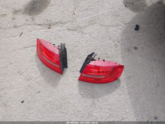 46053544 :رقم المزاد ، WAUAFAFL9EN020846 vin ، 2014 Audi A4 2.0t Premium مزاد بيع