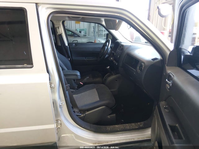 2011 Jeep Patriot Sport მანქანა იყიდება აუქციონზე, vin: 1J4NF1GB2BD265588, აუქციონის ნომერი: 46053623