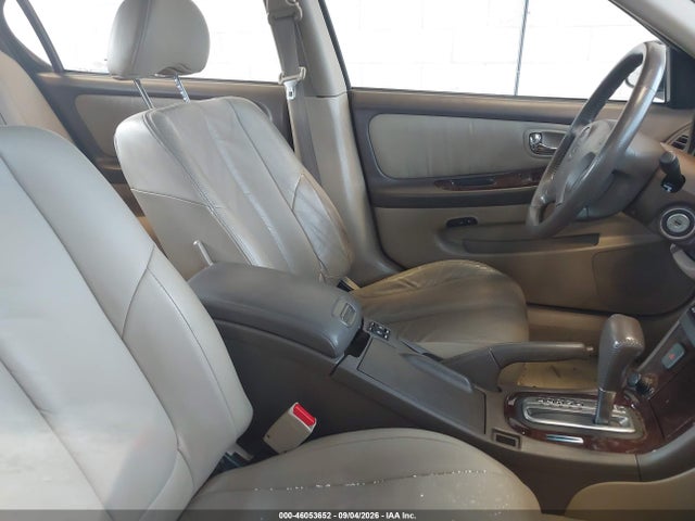 2001 Nissan Maxima Gle მანქანა იყიდება აუქციონზე, vin: JN1CA31A31T315364, აუქციონის ნომერი: 46053652