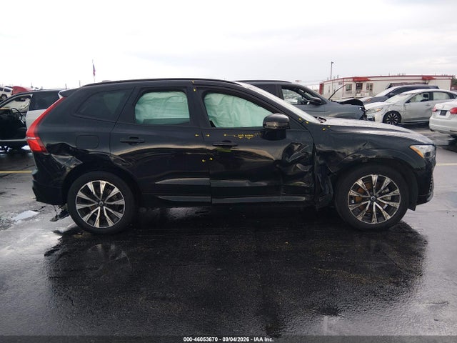 46053670 :رقم المزاد ، YV4L12RK5R1725091 vin ، 2024 Volvo Xc60 B5 Core Dark Theme مزاد بيع