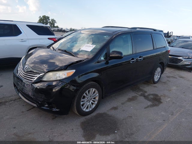 2017 Toyota Sienna Xle 8 Passenger მანქანა იყიდება აუქციონზე, vin: 5TDYZ3DC3HS824596, აუქციონის ნომერი: 46053679