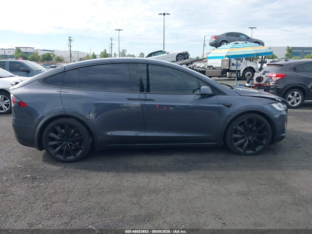 Продаж на аукціоні авто 2018 Tesla Model X 100d/75d/p100d, vin: 5YJXCDE25JF100122, номер лоту: 46053683