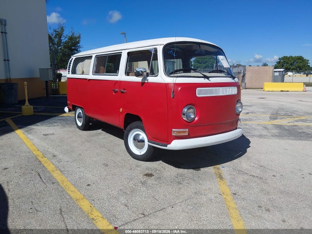 46053713 :رقم المزاد ، 2202125938 vin ، 1970 Volkswagen Bus مزاد بيع