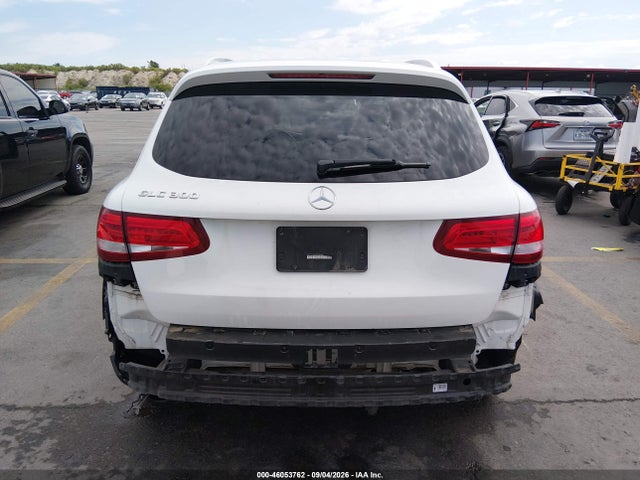 2017 Mercedes-benz Glc 300 მანქანა იყიდება აუქციონზე, vin: WDC0G4JB0HF182482, აუქციონის ნომერი: 46053762