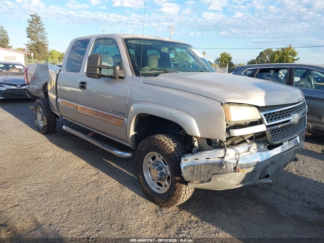 Auction sale of the 2005 Chevrolet Silverado 2500hd Ls, vin: 1GCHK29U95E233481, lot number: 46053767