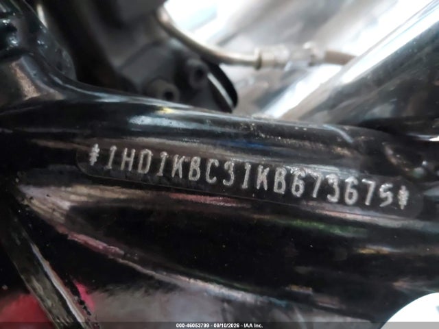 Harley-Davidson FLHX 2019 1HD1KBC31KB673675 Image 10