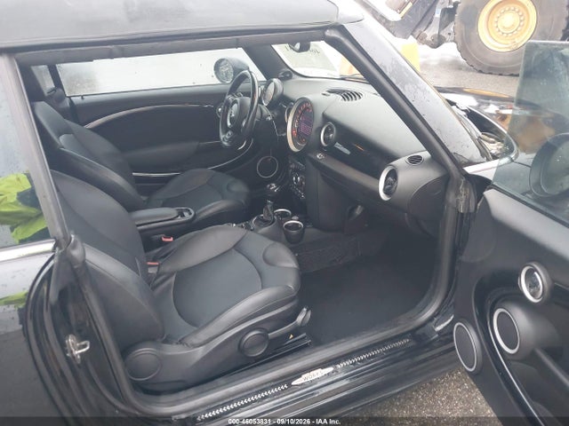 Продажа на аукционе авто 2013 Mini Convertible John Cooper Works, vin: WMWMR9C55DT499432, номер лота: 46053831