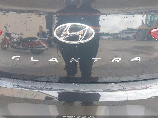 Продажа на аукционе авто 2019 Hyundai Elantra Se, vin: 5NPD74LF0KH476937, номер лота: 46053846