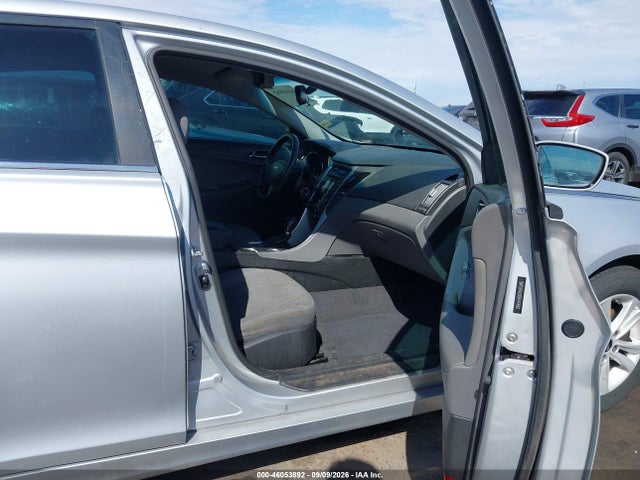 Продажа на аукционе авто 2013 Hyundai Sonata Gls, vin: 5NPEB4AC8DH747662, номер лота: 46053892