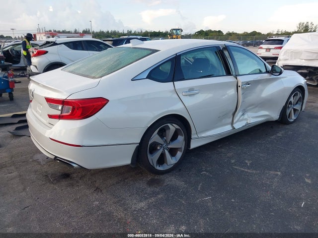 Продаж на аукціоні авто 2018 Honda Accord Touring, vin: 1HGCV1F97JA010063, номер лоту: 46053918