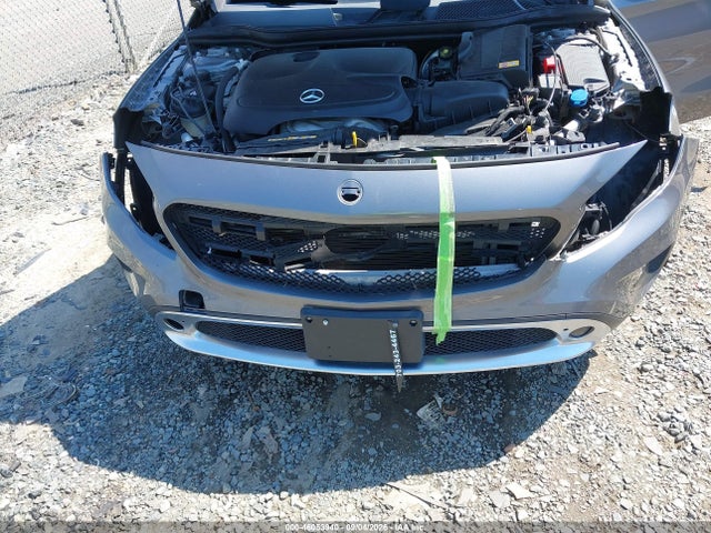 2015 Mercedes-benz Gla 250 მანქანა იყიდება აუქციონზე, vin: WDCTG4EB2FJ121121, აუქციონის ნომერი: 46053940