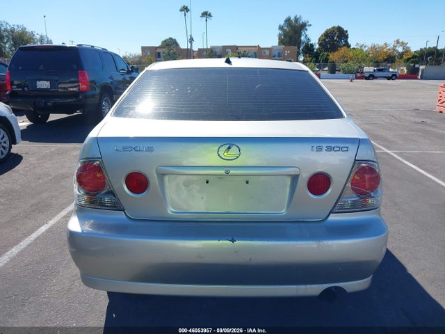 46053957 :رقم المزاد ، JTHBD192730069665 vin ، 2003 Lexus Is 300 مزاد بيع