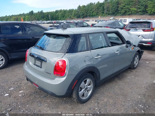 Продажа на аукционе авто 2017 Mini Hardtop Cooper, vin: WMWXU1C57H2E19186, номер лота: 46053991