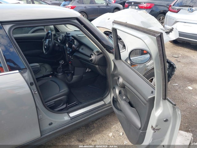 Продажа на аукционе авто 2017 Mini Hardtop Cooper, vin: WMWXU1C57H2E19186, номер лота: 46053991