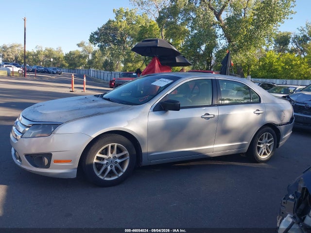 46054024 :رقم المزاد ، 3FAHP0GA4AR340255 vin ، 2010 Ford Fusion S مزاد بيع