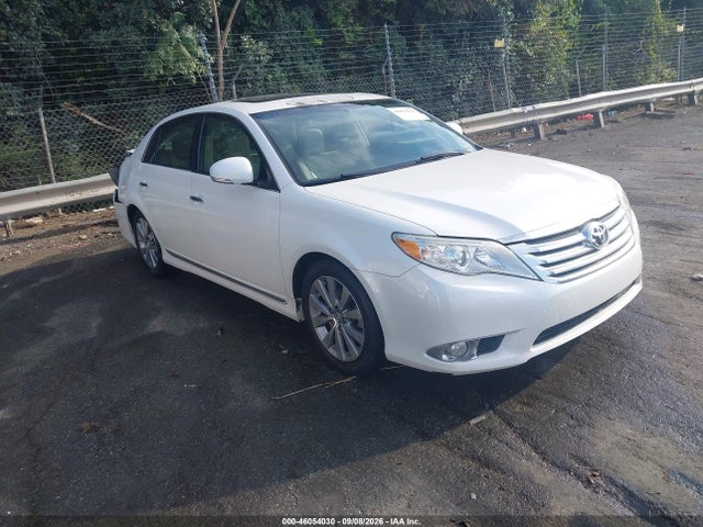 46054030 :رقم المزاد ، 4T1BK3DB1BU407039 vin ، 2011 Toyota Avalon Limited مزاد بيع