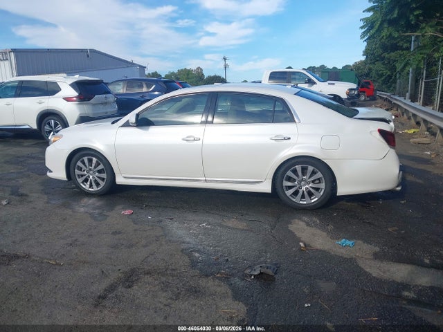 46054030 :رقم المزاد ، 4T1BK3DB1BU407039 vin ، 2011 Toyota Avalon Limited مزاد بيع